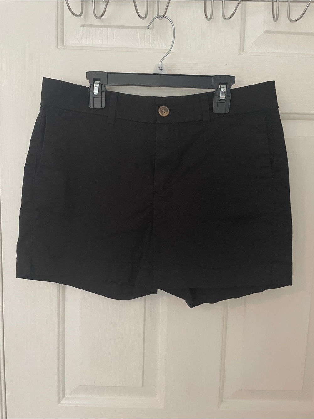 Old Navy Black Women's Tailored Bermuda Shorts